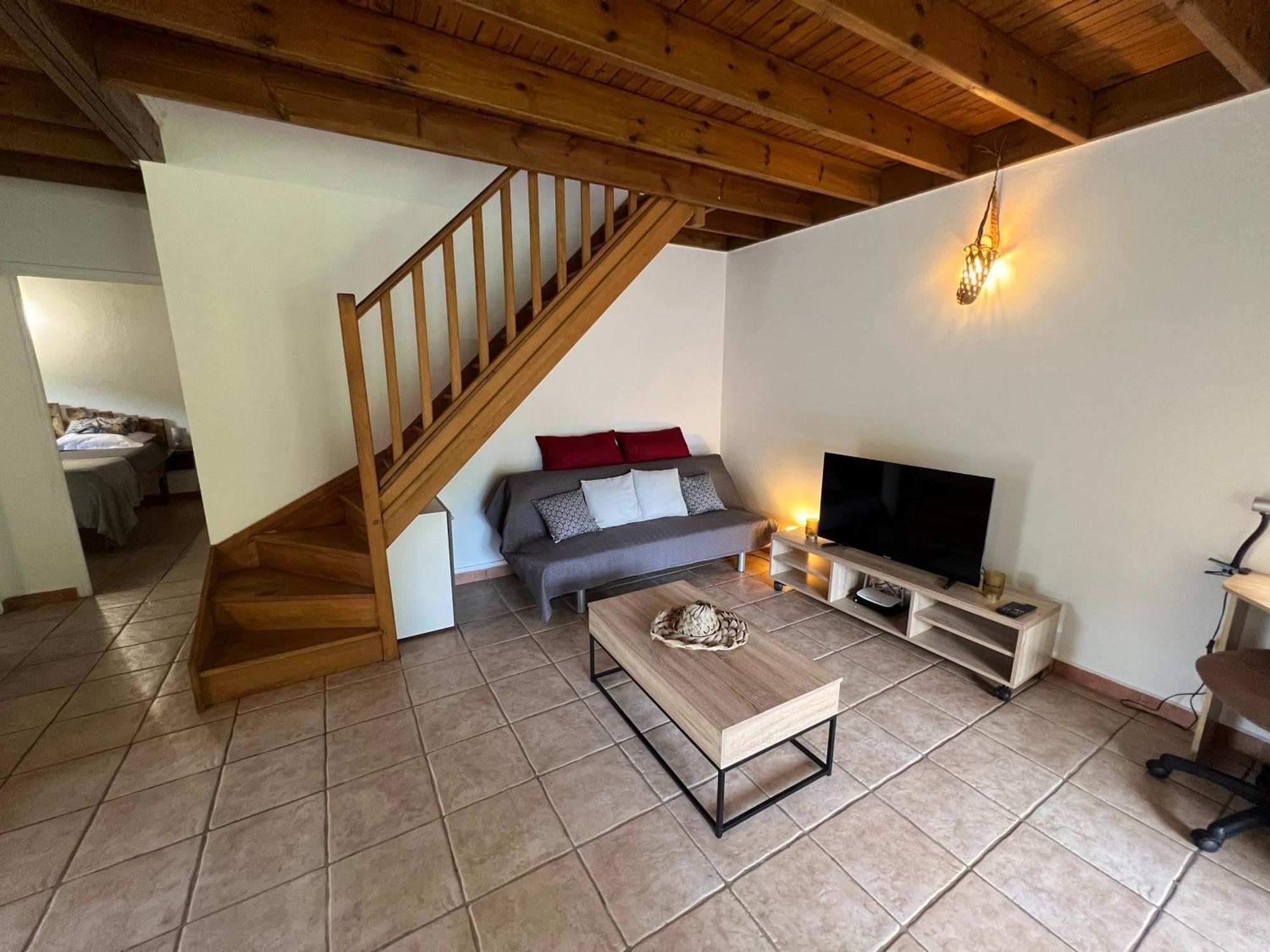 Villa Au Calme Avec Jacuzzi, Villa Le Boursoie Les Abymes Exterior foto
